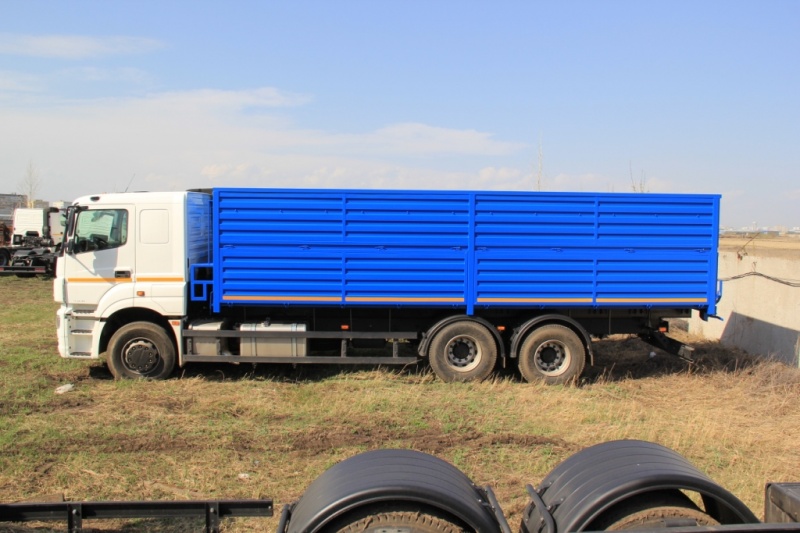 65207 Бортовой зерновоз (34.5 м/куб) (кузов БП8.0) БП8.0