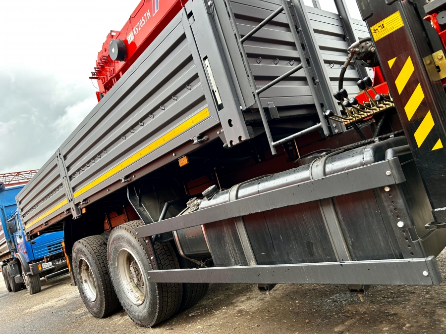 Бортовой МАЗ 6312С5 с тросовым КМУ KANGLIM 2057 